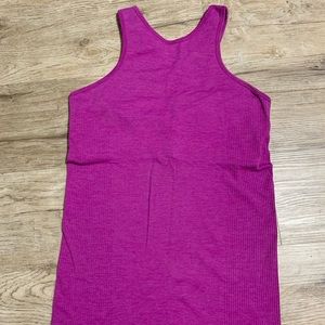 Lululemon tank, size 8 with built in shelf bra